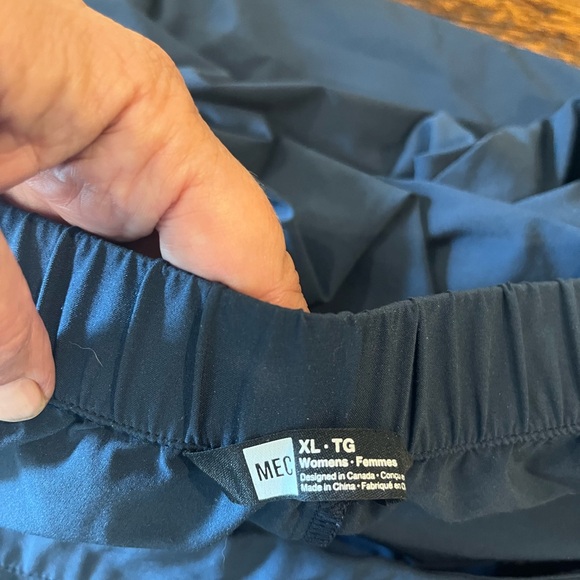 MEC Timeless Pants - Picture 2 of 4